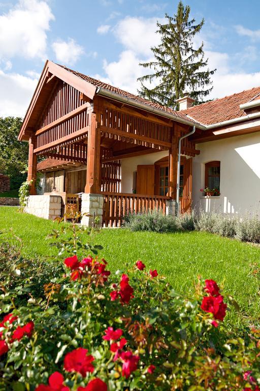 Hotel Barta Pince Vendeghaz Mád Exterior foto